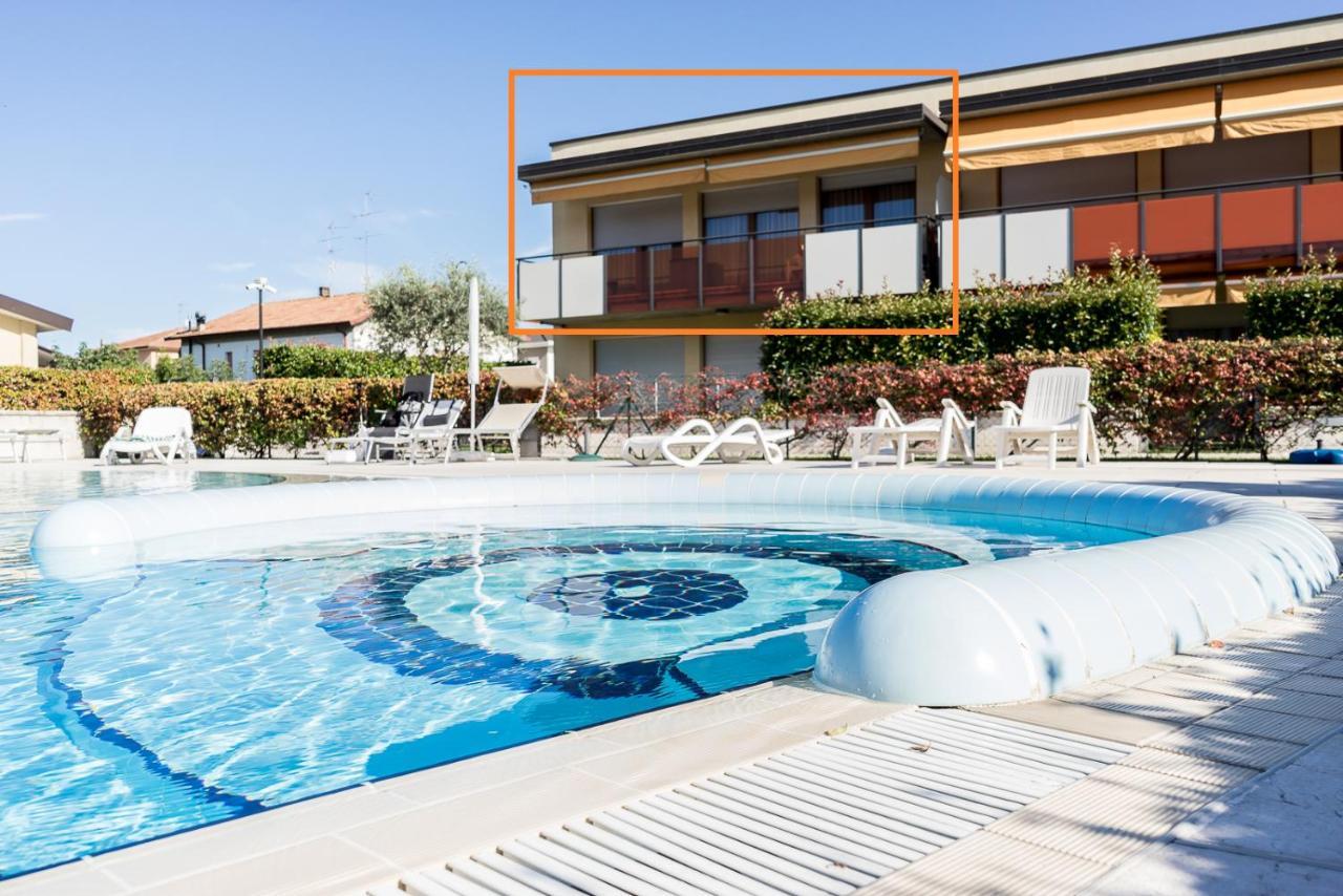 Hygge Family Apartment - One Step Away From The Lake!!! Sirmione Exterior foto