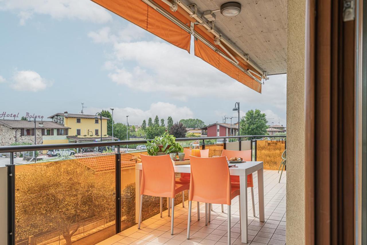 Hygge Family Apartment - One Step Away From The Lake!!! Sirmione Exterior foto